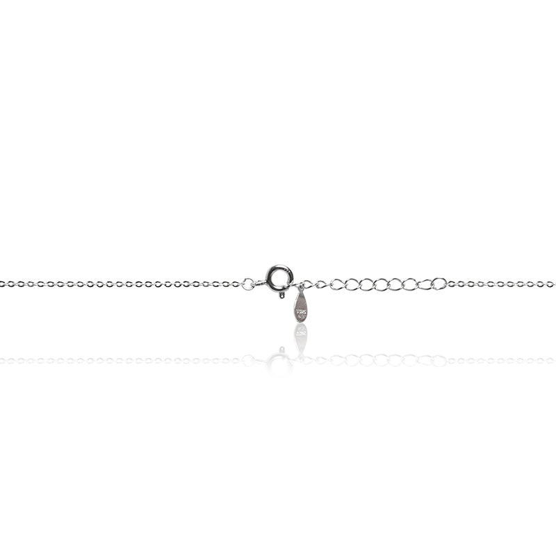 An eye-catching 925 sterling silver necklace featuring a pair of sparkling star fish. Trigger clasp chain fastening