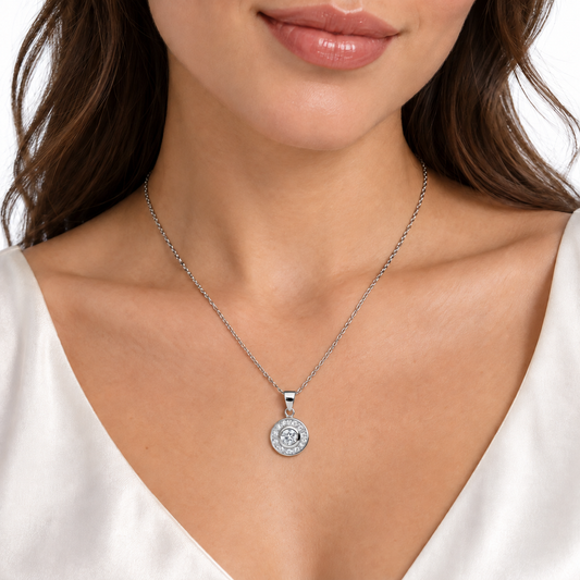 Farrah sterling silver necklace worn by a model
