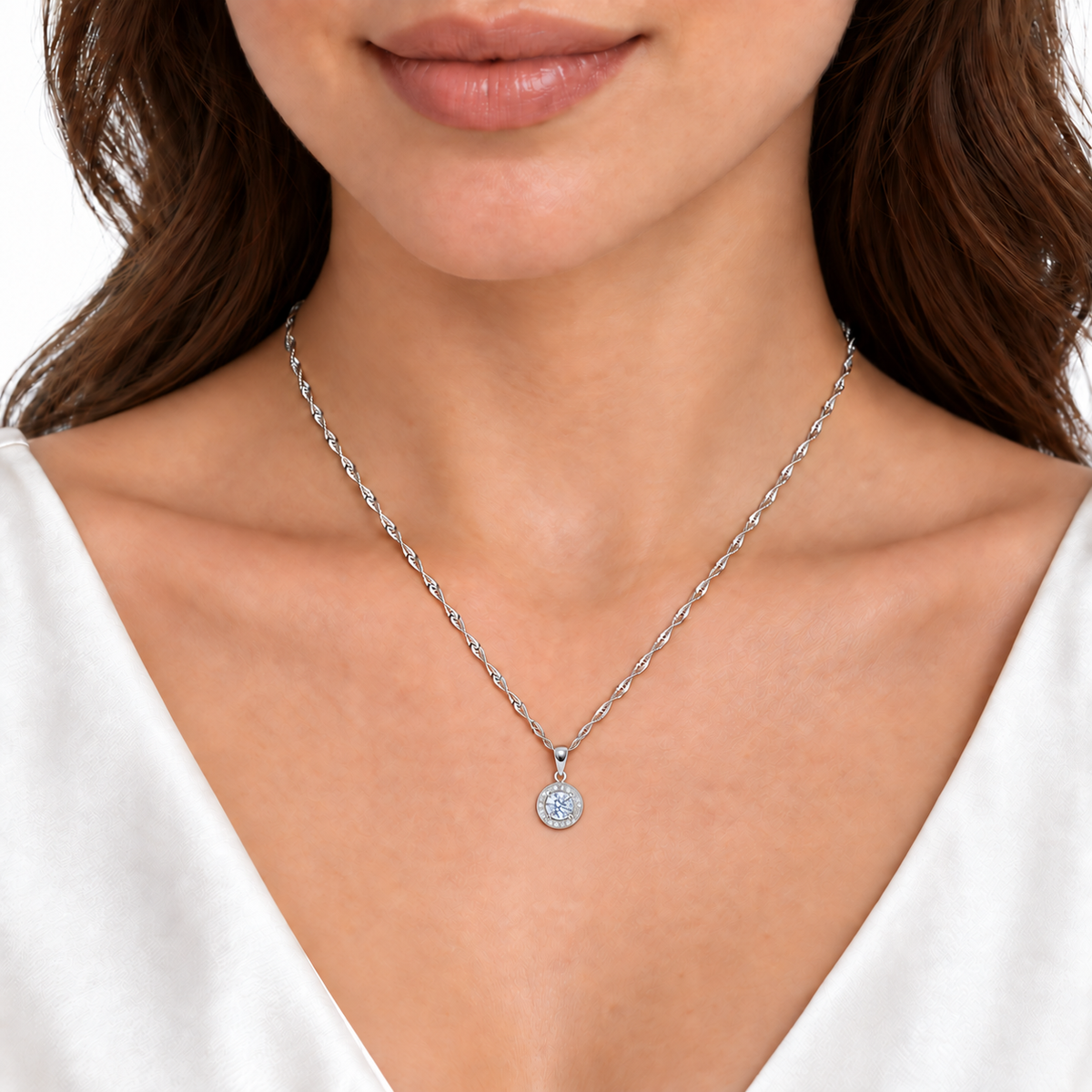 Phoebe silver necklace worn by a model