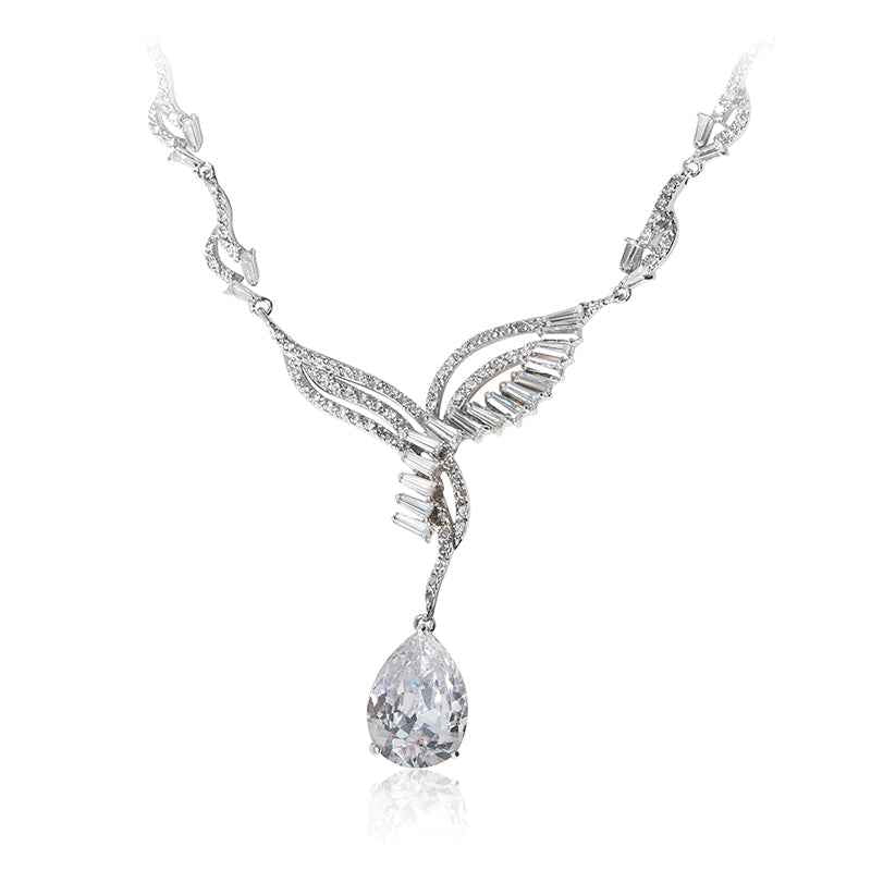Beaumont Silver Pear Cut Set | Elevate Your Elegance
